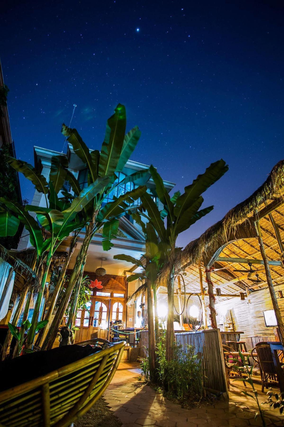Babel Bed & Breakfast 2*